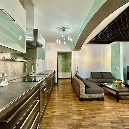 Boutique, Blloku Casa Vacanze Apartmán Tirana
