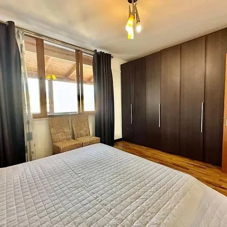 Boutique, Blloku Casa Vacanze * Τίρανα